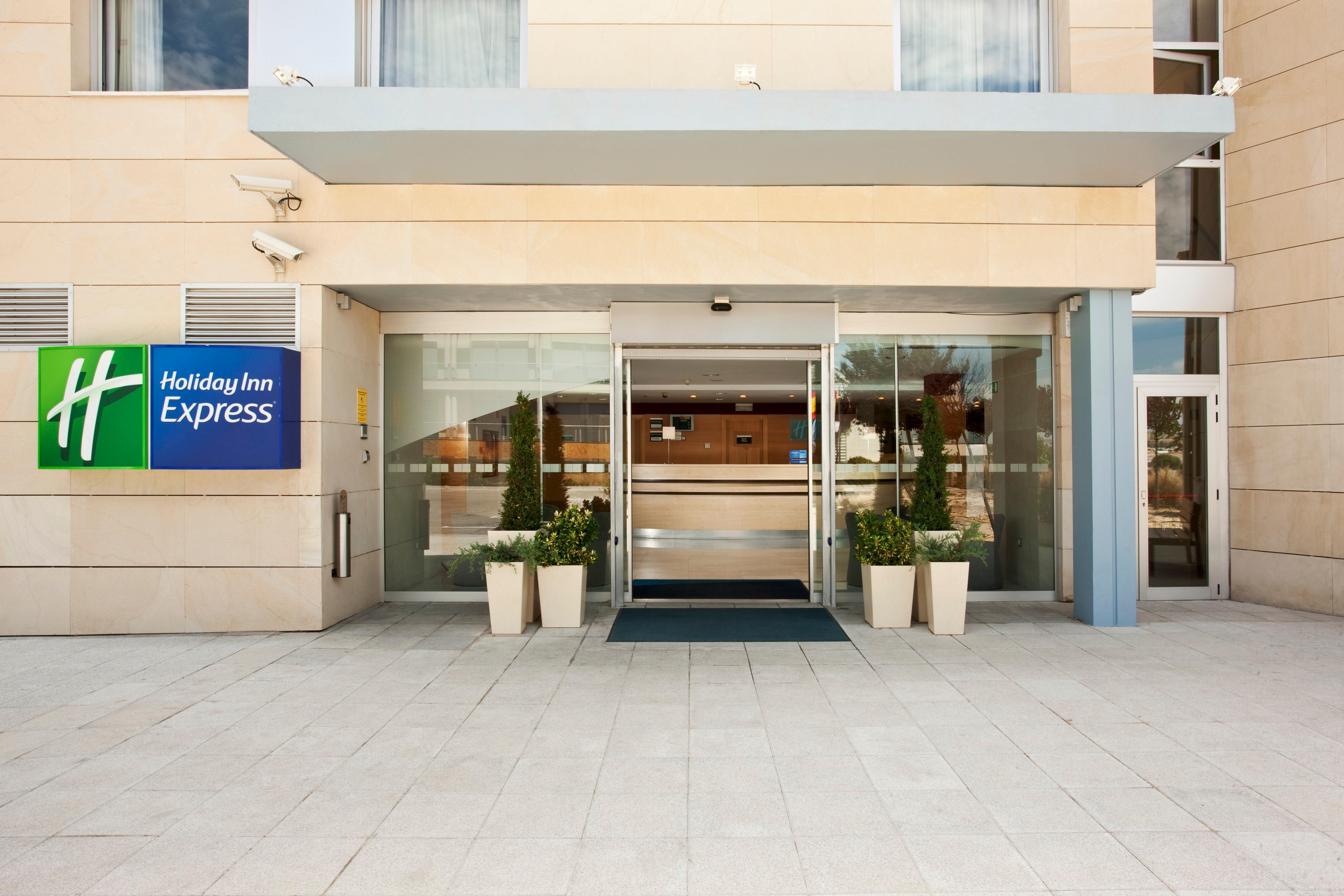 Hotel Holiday Inn Express Madrid-Rivas By Ihg Exterior photo
