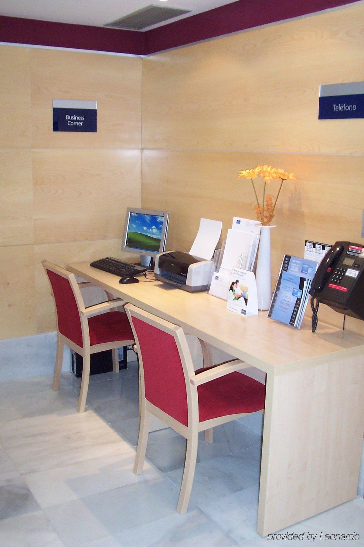Hotel Holiday Inn Express Madrid-Rivas By Ihg Exterior photo